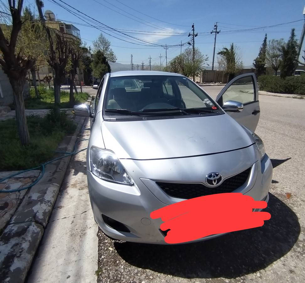 يارس 2008 مكينه كةوره 3 بارجة بوياخ دركا وجاملغ شاشه ايباد هيج عيبي نيه بةشرت سةنوية تازه رقم تازه تبريد فول. 
يةك عيب هيه هورن ايش ناكا وتواو 
بيكرا دوعاي خير بوم بكا  بايى 90 كالا له سليمانية *********** السليمانية, العراق
