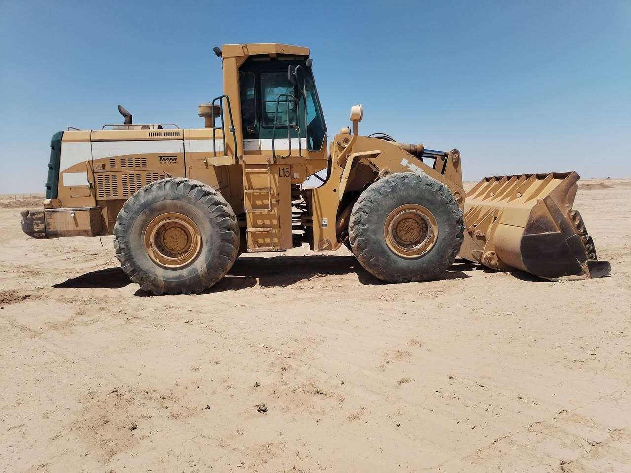 للبيع شفل ٩٥ مكينه كير اكسن حداديه جديده مكفول للاستفسار الاتصال على الرقم ***********
