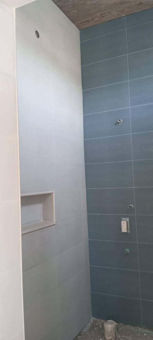 السلام عليكم ورحمه الله وبركاته شغل سيراميك درجة اولى ومن الله التوفيق
***********
