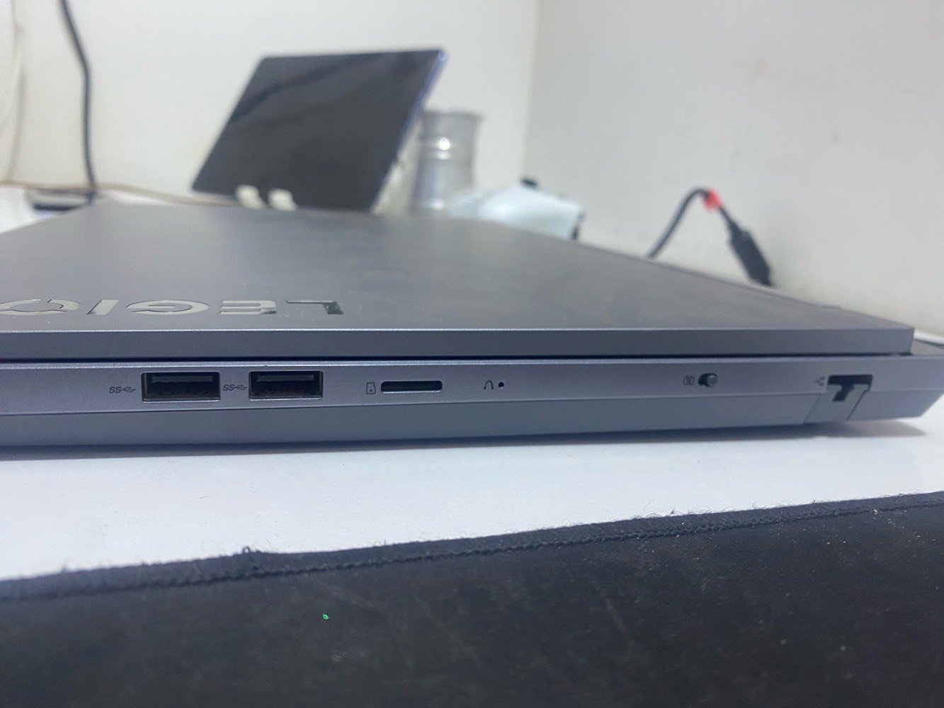 لابتوب لينوفو ليجن فايف
مواصفات
Rtx 4060 140TGP
i7 13650HX
16g ram ddr5 
512g 
شاشة 2.5k 
جهاز نظيف كامل ملحقات من شاحنه وماوس باد العيب الوحيد بس الزر الي ظاهر بالصوره ويكلف الفين دينار
السعر مليون ونص قفل قفل ربع دينار مابي
تواصل واتس 
***********
لحد يحرج نفسه ويجي يعامل ع سعر