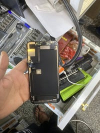 شاشة • ١١ برو ماكس • فيس ايدي