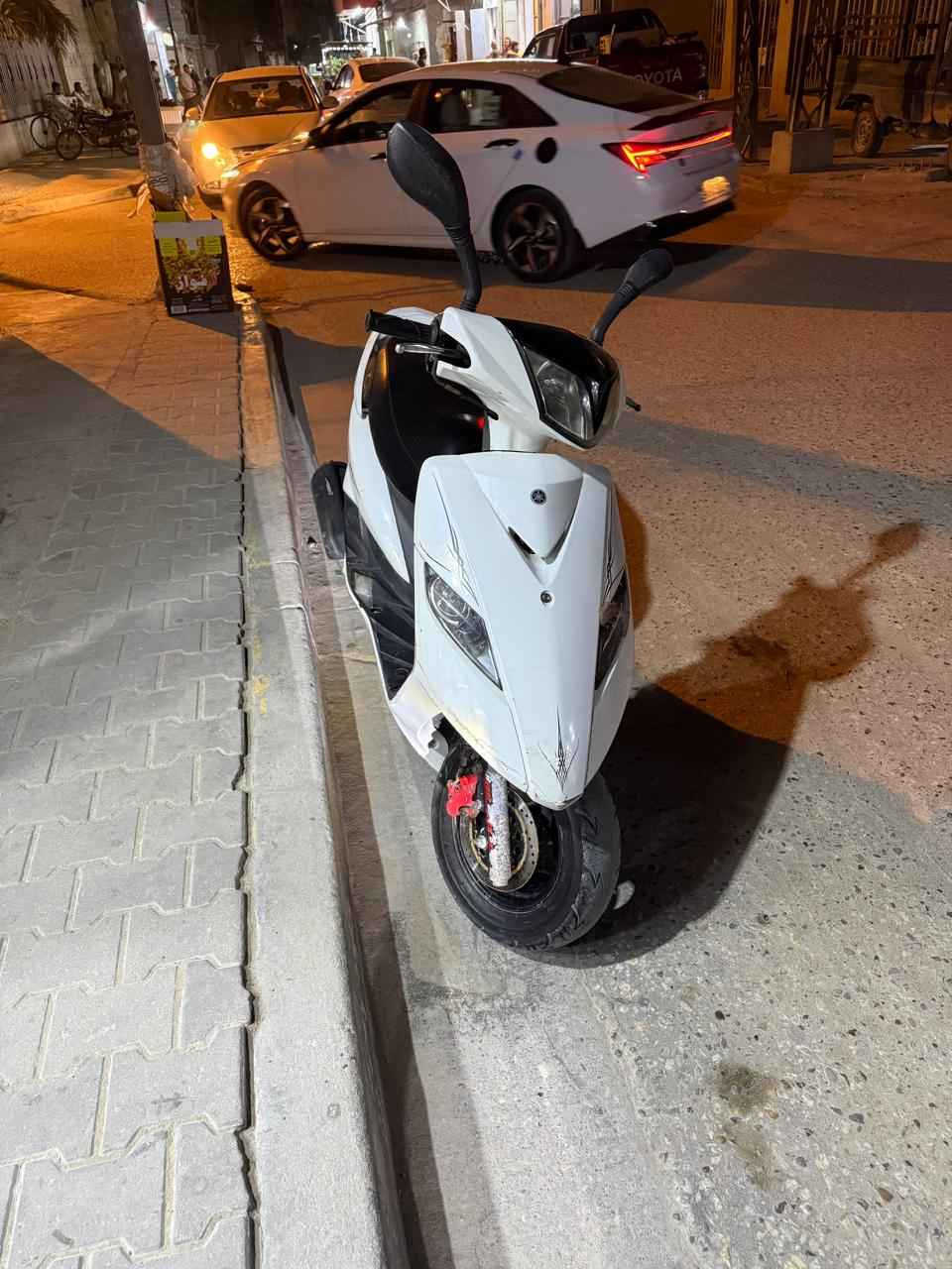 درجه سكنز مضلع رنبه حاويه كفاله محرك كهرباء كله شقاله نكرت سلف سرعه ١٤٠ محرك ١٥٠ للبيع لتواصل على رقم ***********هاذ رقم صاحبها مكلف بل نشر البصرة, العراق
