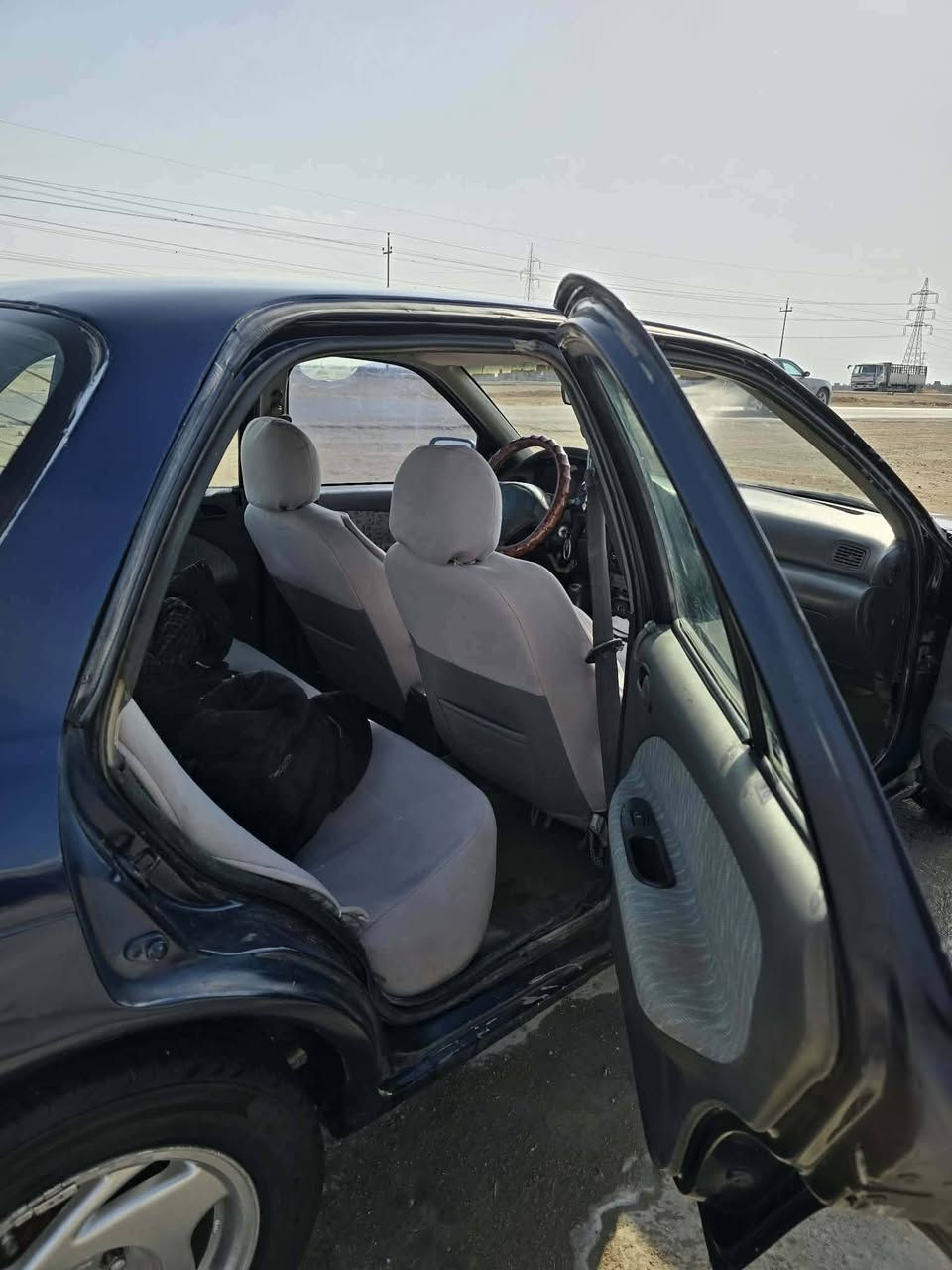 كيا سيفيا 94 رقم انكليزي مكفولة اصوليات وعيب شرعي رقمها انكليزي 
كير عادي 
نقصها فقط الساعه 
رقمها مشروع وطني اي محافظة تعجبك 
السعر 30وبيها مجال للشراي 
مكانها ذي قار قلعه سكر 
للتواصل على الرقم ***********
