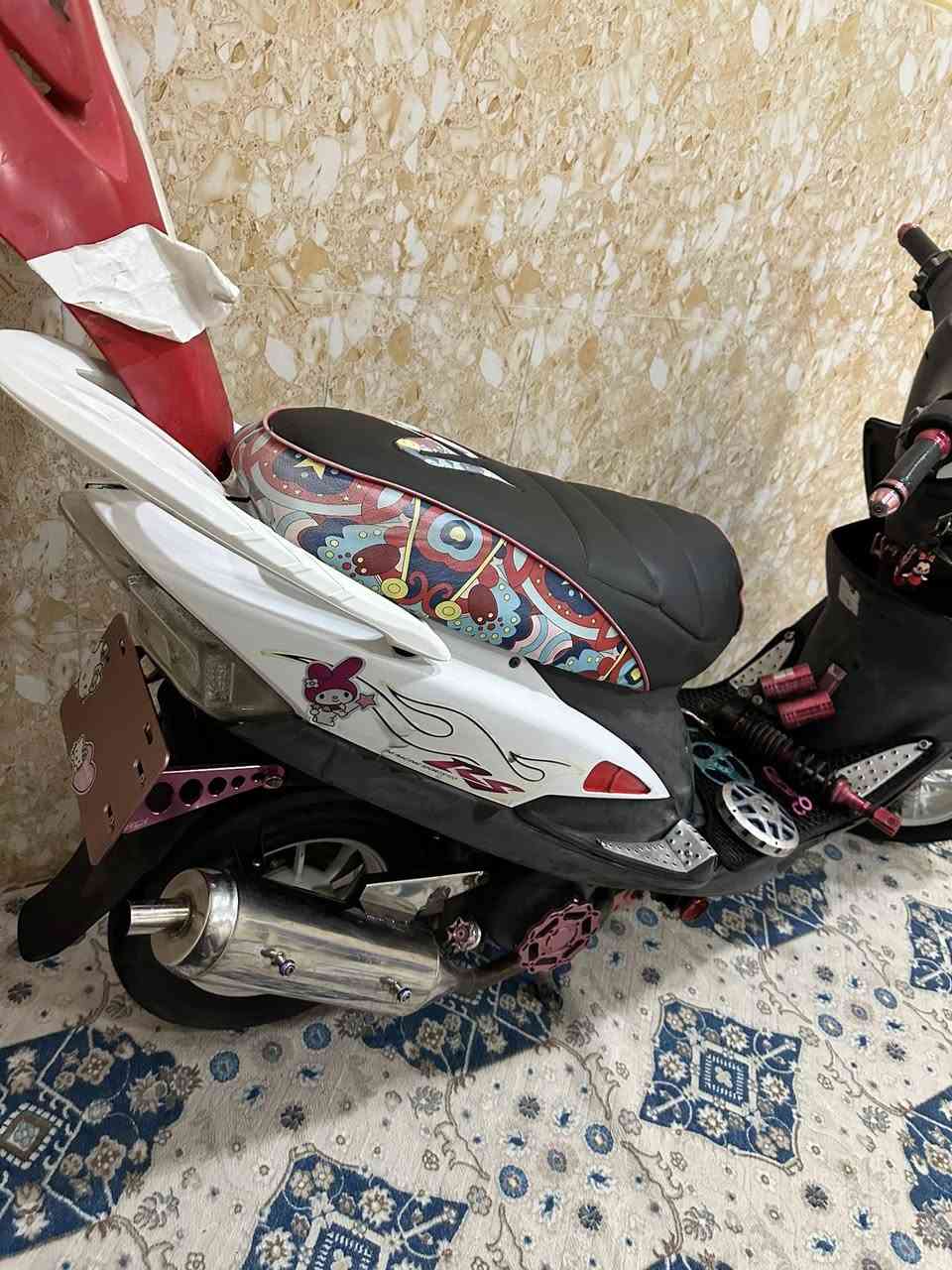 سلام عليكم عدله للبيع مكفوله دراجه مزوده مزوعه تزويد ماكو شي مامزود بيه تجي وتشوف تزويد اصلي مكينه بلاد بس خارج تزويد كفر اربعه وسايدر اربعه دراجه ناشفه معدل ونهضه سعر 950 مكان سماوه رقم ***********
