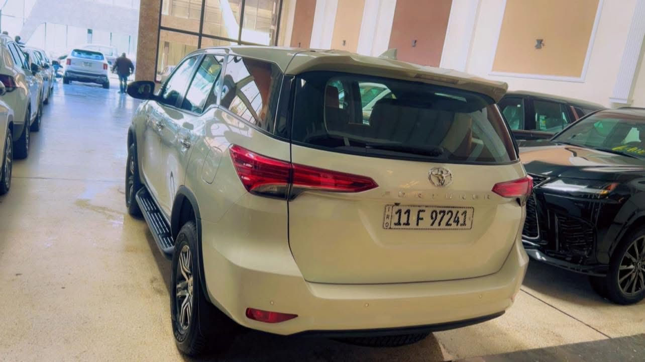 فورتنلاندر موديل 2024
بحالة الوكالة اخت الزيرو
محرك 2700
7راكب
مرقم بغداد باسمي
ماشية 2000كيلو فقط
بصمه وشاشة 
وكاميرا وحساسات
بسعر 305 ورقة وبيها مجال
مكاني بغداد 
تلفون ***********
