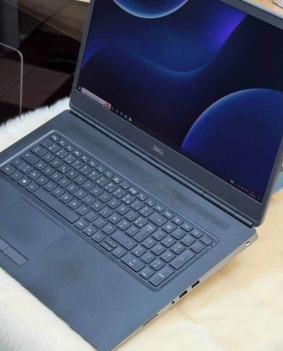 باسعار زمااااان 😍✨
النسخة الاقوى من ال Workstation😂♥️
بكارت شاشه RTX A3000 فعلي 6 جيجااا 🔥

الناس اللي مستنياها بفارغ الصبر تلحق تحجز

Dell Precision 7760 🤔 

بروسيسر انتل Core i7-11850H بسرعه 2.50 جيجا هرتز Up To 4.80 جيجا هرتز ⚡ 

كارتين شاشه 🤫 

الاول Intel UHD Graphics ❤️ 

التاني  
Nvidia Quadro RTX 
A3000 DDR6  فعلى 6 جيجااا 😲

الكارت بيشغل احدث الاصدارات من كل برامج الجرافيك وكمان الجيمز العاليه 💯❤️ 

شاشه 17.3 بوصه لراحتك وراحة عينيك ف شغل الجرافيك والمونتاج والبريمير ❤️ 
الجهاز بهاردين

هارد SSD M.2 بحجم 512 جيجا 💾 

رامات DDR416 جيجا 💡 

سماعات نقية جدا وصوت نقي وعالي 🔊 

الجهاز كمان مزود بمروحتين تبريد لتبريد عالي جداً ولعدد ساعات شغل اطول 🕛 

الجهاز كمان حجمه مش تقيل بالنسبه لجهاز ورك استيشن 😀 

الجهاز بيجي بالشاحن الاوريجنال  ❤️ 

فاتورة ضمان مختومه من الشركه ❤️
متوفر شحن لجميع المحافظات ♥️


**إذا كنت صاحب هذا الإعلان وتريد حذفه لأي سبب، رجاءا أرسل رسالة إلى الدعم الفني**