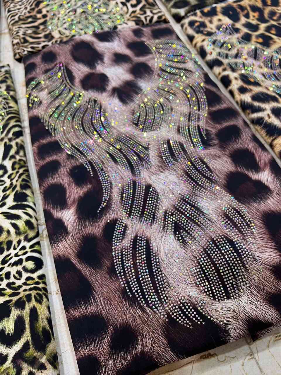 مخور كشخة رمضان والعيد 🌜😍
قماش كشمير 2متر ونص ممخيط
فصال الصدر والردن
يوجد توصيل ذي قار وكل المحافظات


**إذا كنت صاحب هذا الإعلان وتريد حذفه لأي سبب، رجاءا أرسل رسالة إلى الدعم الفني**