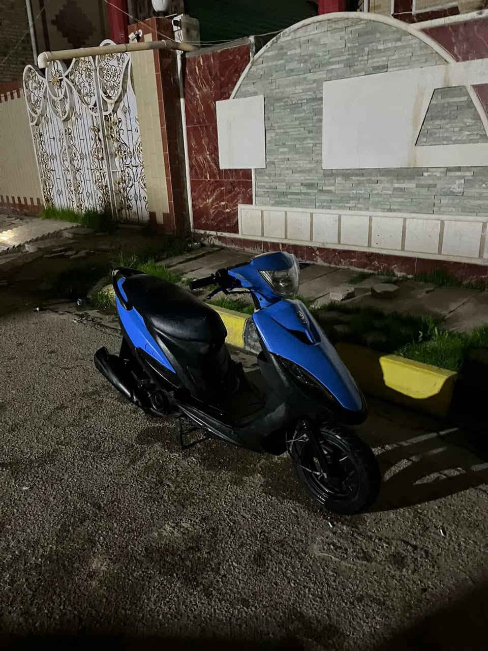 سلام عليكم ماكس رمبه برغي ما مفتوح من المكينه بيهة كفر اربع ولفات وسلف ٥٥ ويدات فقط لا غير والدراجه خير من الله نكره ابئي وكت وصارلهة ٨ اشهر نازله من الرمبه مكانهة كوت دور العمال الرقم *********** السعر ٧٥٠ وبيهة مجال
