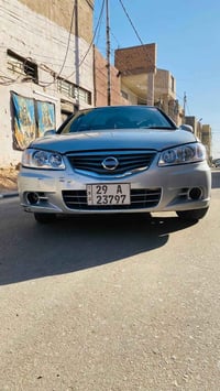 نيسان سني • ٢٠٠٠ • ياباني