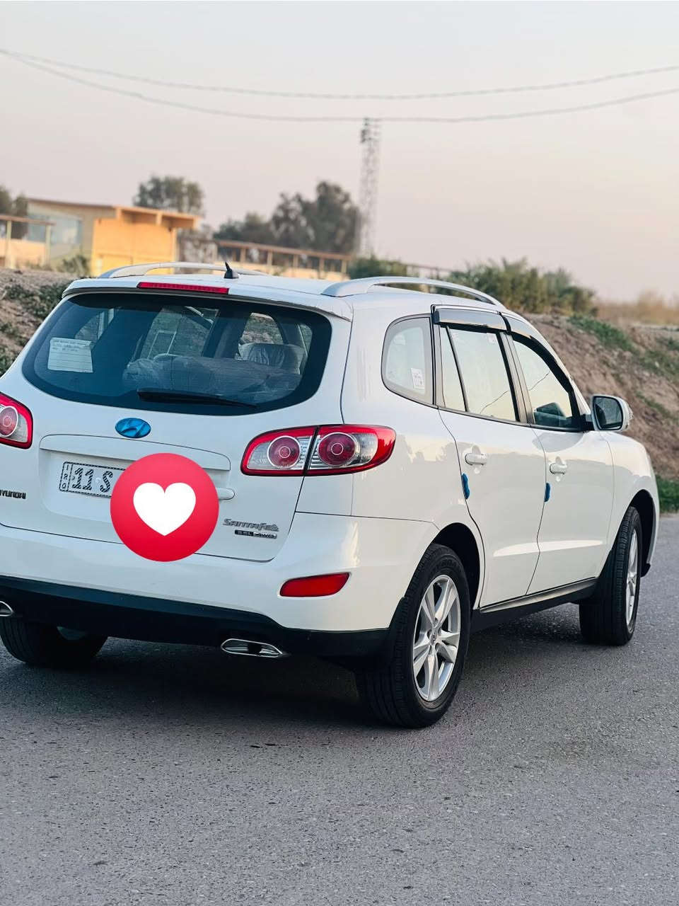 السلام عليكم./للبيع فقط /هونداي. سنتافي. موديل ١٢. 

الشركه العامه للسيارات . خليجي. رقم بغداد. الجديد. مكينه ٦ سلندر السياره عله وظع الشركه.  مكفوله كفاله 

عامه من الصبغ والشخط والرصعه. والبارد والتبديل. ماشيه ٨٦ حقيقي. سياره. مال بيت. وكلشي. بيه عله وظع الشركه تجي تاخذ. سونار خلاف هذه الكلام شنو تريد خسارلك 

.  رايده ١٦٩ ورقه قفل.  مكاني. صلاح الدين. بلد ***********
