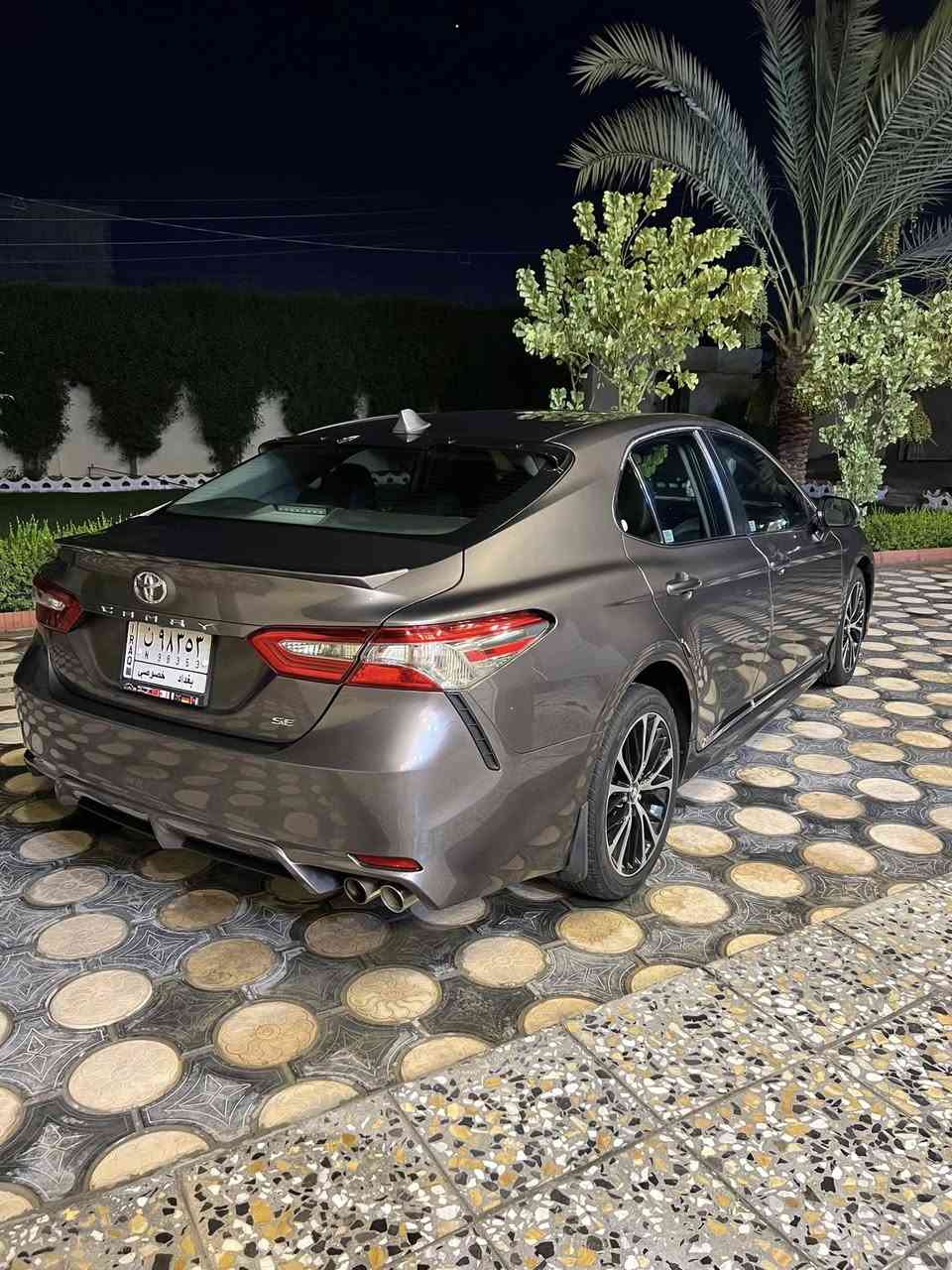 كامري 2018se
ضرر بنيد 
السعر 168
📞 ***********
