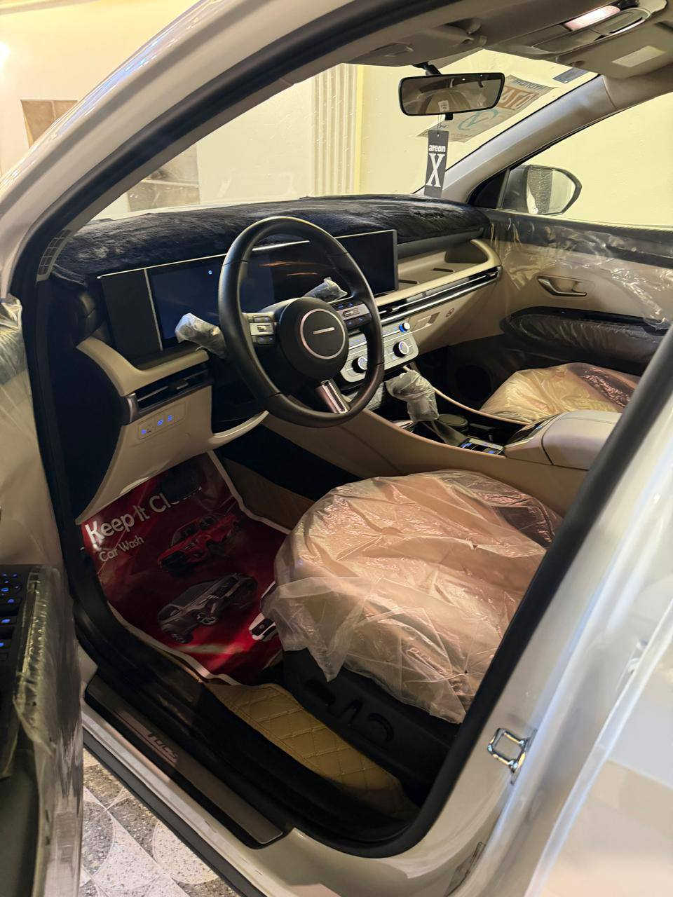 السلام عليكم
توسان خليجي 2025 
مكفولة كفاله عامه 
رقم بغداد 
ماشيه 30 الف 
مكان السياره في الكوت 
للاستفسار الاتصال على الرقم ***********
