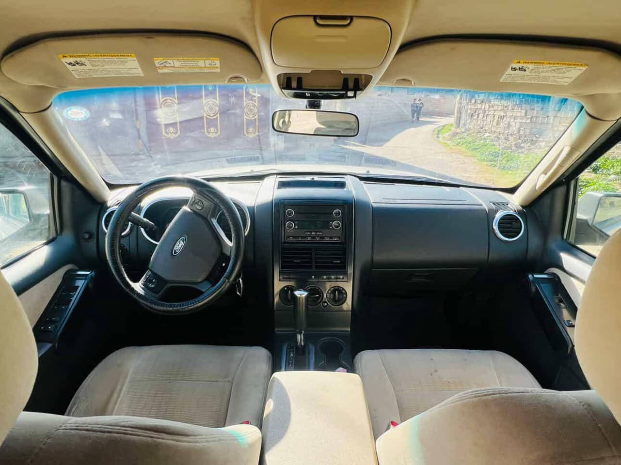 للبيع اكسبلور موديل 2008 محدث 2010 رقم شمالي مكفوله من كلشي السعر ع رقم *********** مستعجل ع بيع
