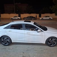 النترا موديل 2024 ماشيه 48 بيها طخه من وره فقط كفاله سياره جديده وماعا...