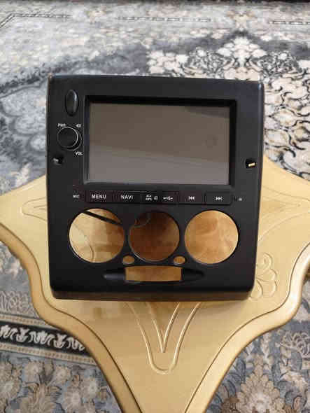 شاشه سايبا اصلي شرط مال الشركه هيه واطارها جديده كلش وع فحص سعره 25 الف قفل مكاني ديوانيه ***********
