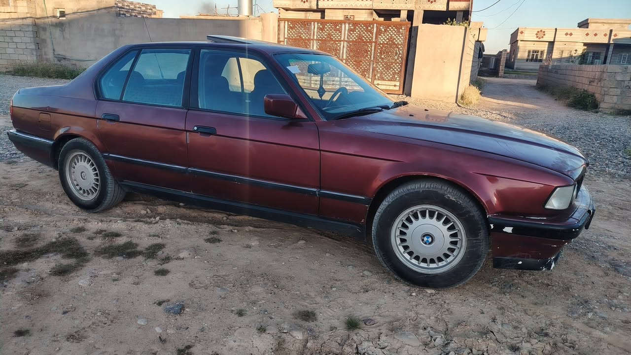 بي ام 730 محرك 6 الكير البك يصفن مرات الكشر نضيف لامعجون ولا ضرر تايرات اخو الجديد باتري جديد صدر درايم شفتات اكسن دبلات كلو فول كهربائيات كلها شغاله سلايت شغال شرط ترايك 200  رقم دولي بسمي سنويه لل 31 شرط التحويل السعر ٣٨ بيها مجال  مراوس حسب القناعه


**إذا كنت صاحب هذا الإعلان وتريد حذفه لأي سبب، رجاءا أرسل رسالة إلى الدعم الفني**