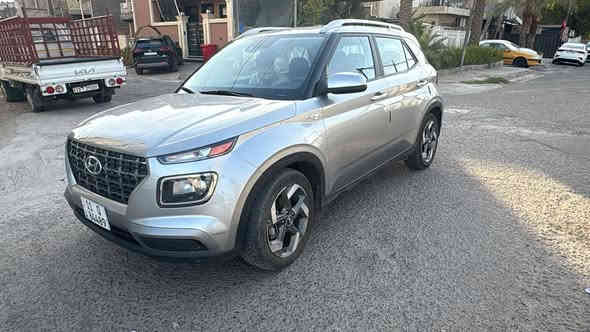 سلام عليكم:
للبيع فينو 2023 نظيفة وفول مواصفات 
فتحة سقف حساس امامي وجانبي وخلفي
تحكم استيرن وسويج مو بصمه 
رقم بغداد 
السعر: 122 $
للأستفسار: ***********
المكان: بغداد شارع فلسطين
