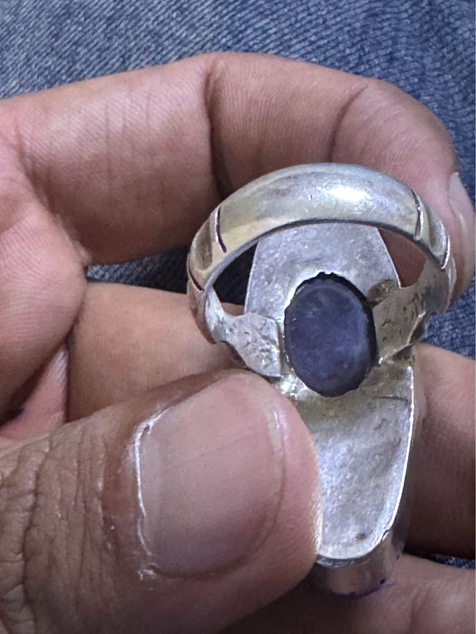 خاتم داوودي تحفة فنية قديمه 
مصور اسم الله وجه مكاني بغداد *********** بغداد, العراق
