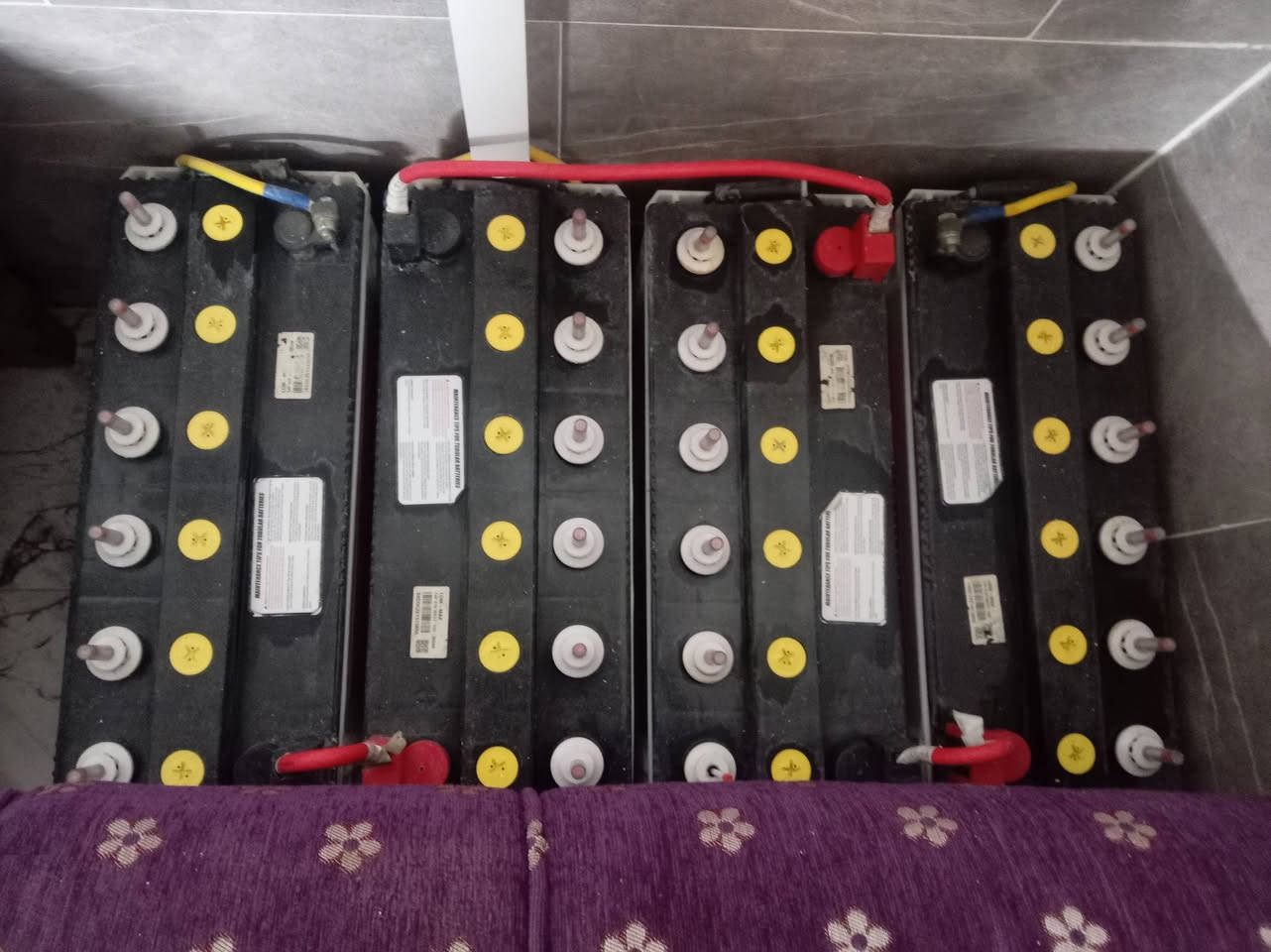 ٤ بطاريات مشتغلات سنه ونص ولحد الان مشدودات تجي بيدك تفتحهن وشرط الفحص سعرهن ١ مليون
مكانهن تكريت
***********
*********** ملاحظة البطاريات مكسما 200 امبير C10
