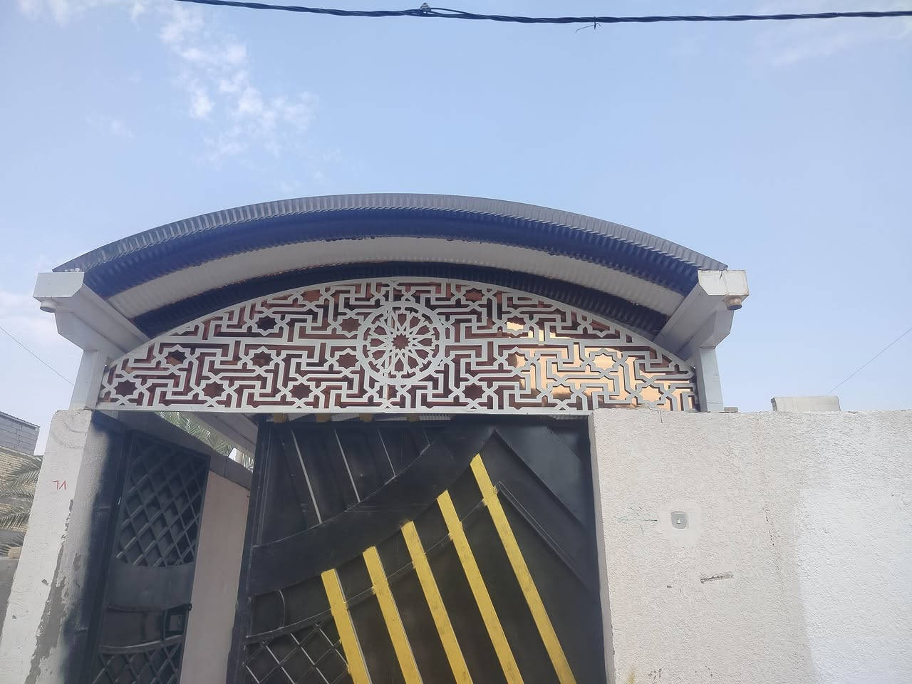 لعمل سقائف الكيسبان ☂️☂️
وجميع انواع السقائف   المنيوم. وخشب  كيربي..سندويج بنل ..مظلات تغليف زجاجي ...لدينا افضل🕺🕺 العروض للقطاع العام والقطاع الخاص للمساحات الكبيرة ...اعمالنا في جميع أنحاء البصرة من الفاو إلى الكرنة المدينة 
للاستفسار اكثر اتصلو بنا أو مراسلتنا على الرقم الخاص للصفحة 
***********واتساب
***********📞📞
الحديد 2ملم 
كيسبان 0/5
ص
