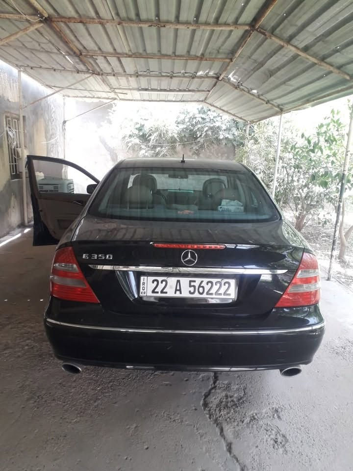 للبيع مرسيدس بنز E 350 ستة سلندر موديل 2007 مكفولة كفالة عامة ما عدا هلال الجاملغ الخلفي صبغ فقط ماشيه185وقابل للزيادة رقم اربيل تريد تحويل تريد وكالة فول مواصفات داخل بيجي تحكم مقاعد خزن ميموري بردة خلفية مقاعد كهرباء تدفئه وتبريد مقاعد ويل كب 18 تو سايز ومعروفة مواصفات المرسيدس ام عيون سعرها 158ورقة وبيها مجال بسيط للاستفسار الاتصال ع الرقم ***********
