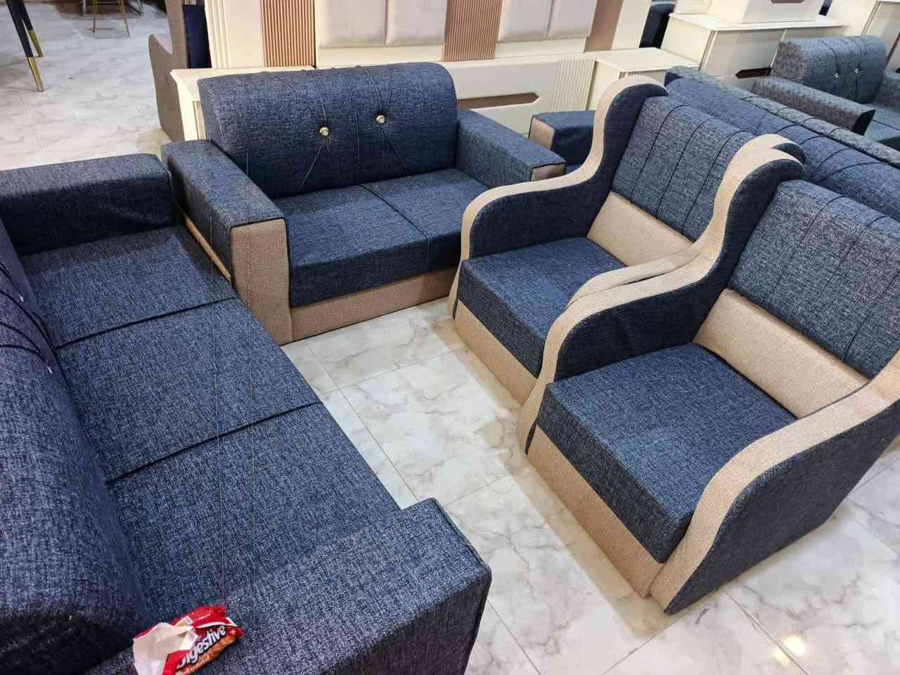 تخم عشر مقاعد جديد
ضمان سنتين
المكان يم افران النجفي ***********
محل قاسم
