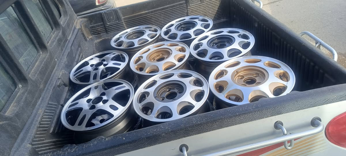 السلام عليكم     وصلتنه مجموعه مكائن  وكيرات شرط الشغل والضمان  كل الي تحتاجه موجود
من رخصه الادمن تم تفصيخ برنسات عدد2 متوفر لدينا كيرات مكاين مشط ستيرن  بريشر بور بريك حداديه كافه كماليات وادوات البرنس عام   جديد ومستعمل زورونا موقعنا ابو غريب الحصوه مقابل شركه الفارس  
رقم الهاتف     توفرت لدينا (خدمه توصيل لكل محافظات العراق) 
***********
***********
