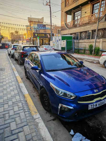 فورتي ١٩ كندي رقم بغداد كير AT مكينه ٢٠٠٠ جاملغ وبنيد تبديل يعني قطعتين بيها بارد ببن الجامغ والباب ماشيه ٨٤ الف كيلو تخم تايرات جديد منظومه تبريد جديده لايتات led كشاف عدد ٢  السعر ١٣٠ وبيها مجال للطيبين السياره بااسمي سنويه جديده وهزه تحويل ثاني يوم ***********
