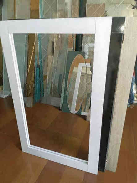 مرايا اطار MDF قياس 120×70 سعر 30 الف و التوصيل مجاني
للطلب واتساب ***********
