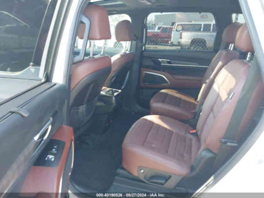 السلام عليكم 
للبيع كيا تيلرايد موديل 2023 sx اكس برو اعلى فئه  سعر30الف وبيه مجال كامله
الموصفات 
فتحتين
تشغيل عن بعد 
كشنات كهرباء
كشنات خلفي امامي تدفئه تبريد
لد ابواب
رادارات امامي خلفي  جانبي
حساسات
جنطه كهرباء
تحديد مسار
توقف ذاتي 
‏دادا شو 
‏لدى أبواب
‏خمس كاميرات
‏تبريد بيانو
‏كشنات خلفية كهرباء
‏كاميرا مراية
‏نقطة عمياء  
‏بعد بية هواية موا د صفات السيارة العنوان بغداد
***********
