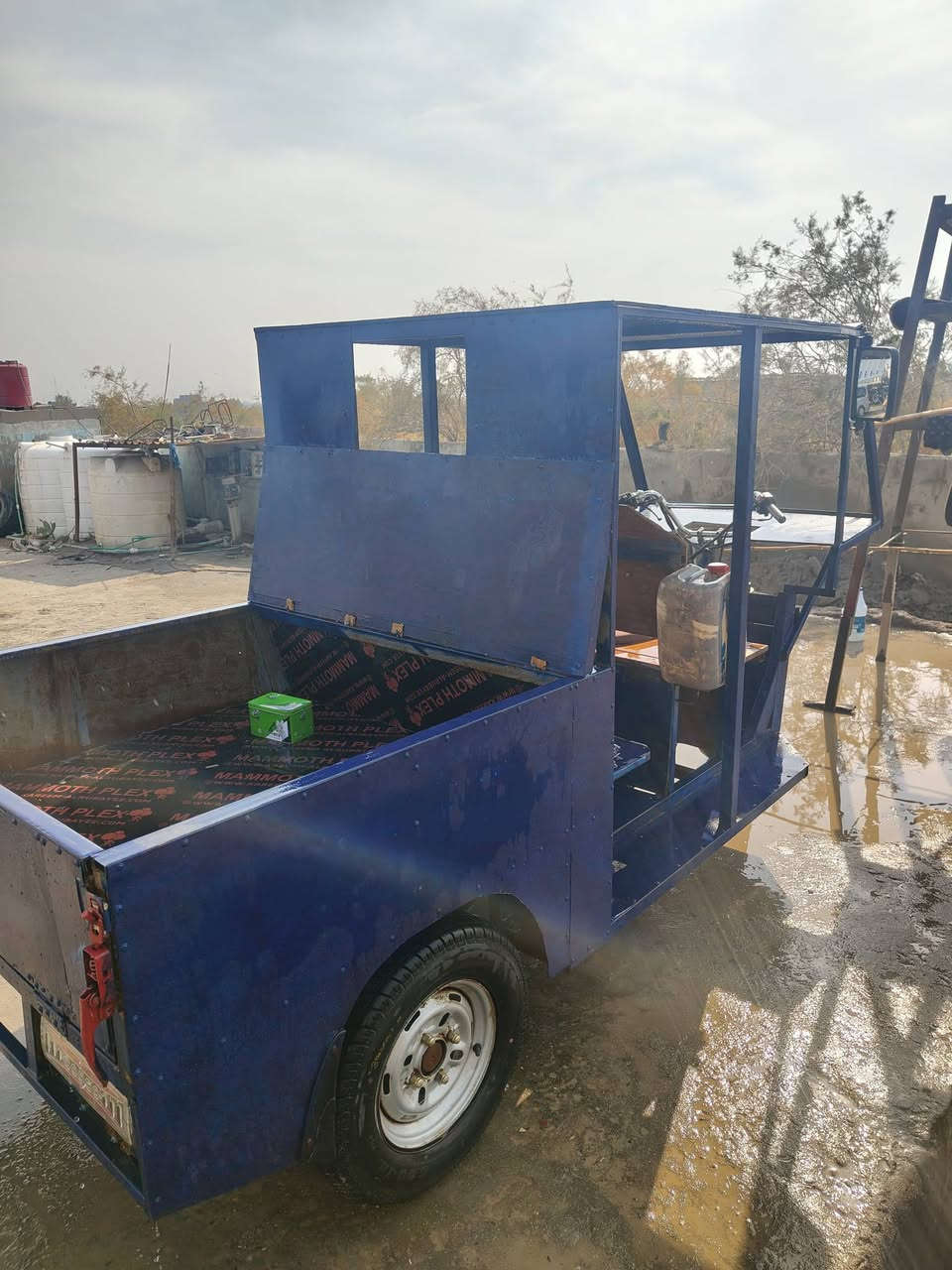 السلام عليكم.. للبيع ستوته صنع عراقي من الطول للطول وكلشي جديد محرك جديد اكسل جديد دبلات جديد تايرات جديد ضفيره كلشي جديد الحديد قوي وجديد للعلم يعني الشاصي تفصال مو مال ستوته .. السعر مليون 500 وبيها مجال حك الجيه
العنوان البصرة أبي الخصيب ليحب يتصل واتساب موجود هذا الرقم
 ***********
الستوته أدوات
