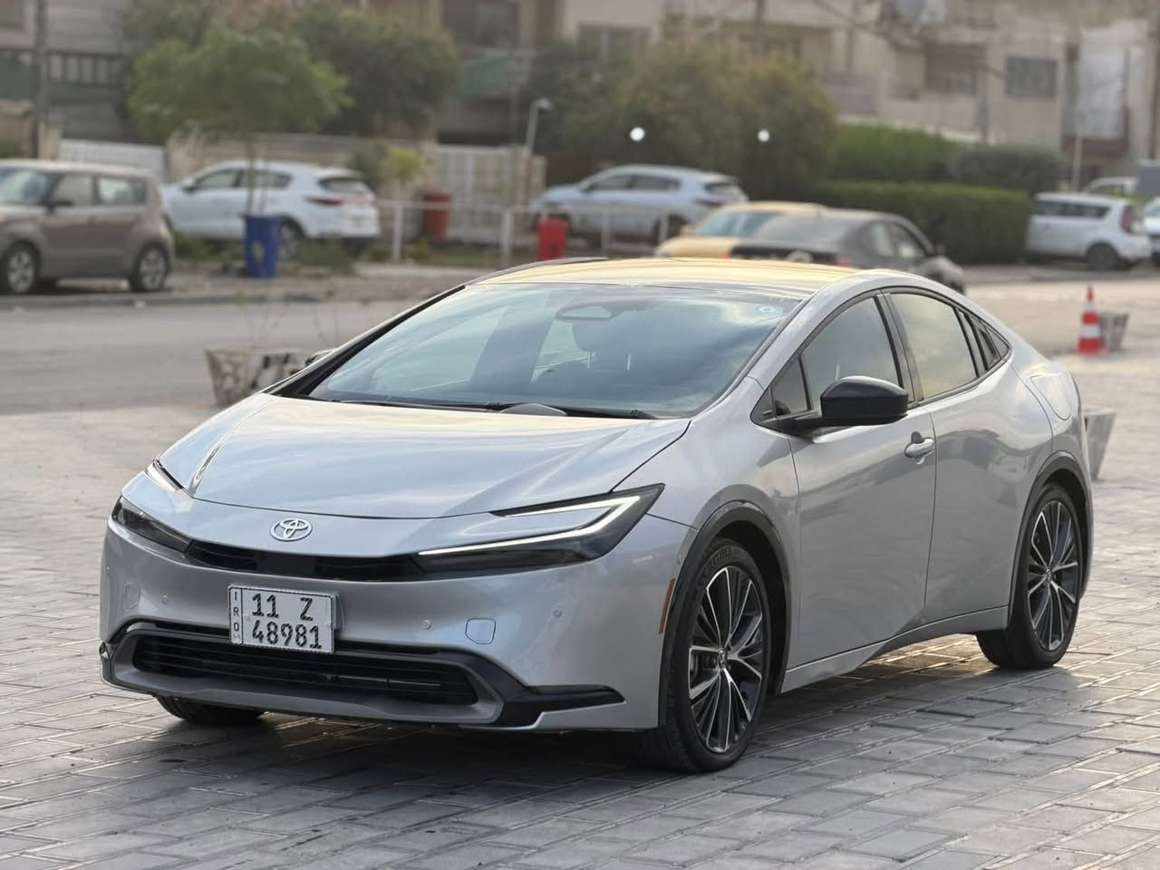 ياالله
السلام عليكم بريوس 2024 لمتد هايبرد وارد امريكي 
Toyota Prius Limited 2024 Silver 2.0L
          حجم المكينه : 2000  هايبرد
المسافه المقطوعه : 6000 ميل  
                       الضرر : صبغ بنيد بدون دواخل 
                   الايرباك  : سليم بدون ايرباك 

#المواصفات 
1. شاشه 
2.كامرا 360
3. بصمه
4.تحكم 
5.ويل كب
6. تحديد مسار
7. بصمه 
8. رادارت جانبيه
9. رادار امامي 
10. كشنات جلد
11.حساسات امامي خلفي 
12. لايتات زنون
13. ايقاف ذاتي 
14. اوتو بارك
15.كامرا بالمرايا
16.هيترات بالكشنات خلفي امامي
17.شحن وايرليس 
18.صندوك كهرباء
#السعر  الطلب في التعليقات سيأتي الرد مباشرة 
تفاصيل اكثر هذا رقمي *********** تحياتي 
مكاني بغداد حي الجامعه
