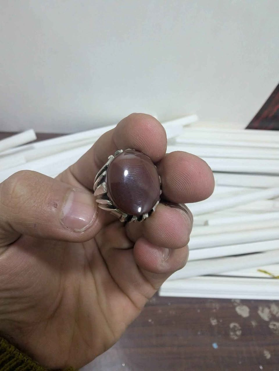 سلام عليكم محبس يماني شذرة اصلي وفضة عراقي صياغة يدوي قياس 20/19 سعر 85
مكاني بغداد 
توصيل موجود بغداد, العراق


**إذا كنت صاحب هذا الإعلان وتريد حذفه لأي سبب، رجاءا أرسل رسالة إلى الدعم الفني**