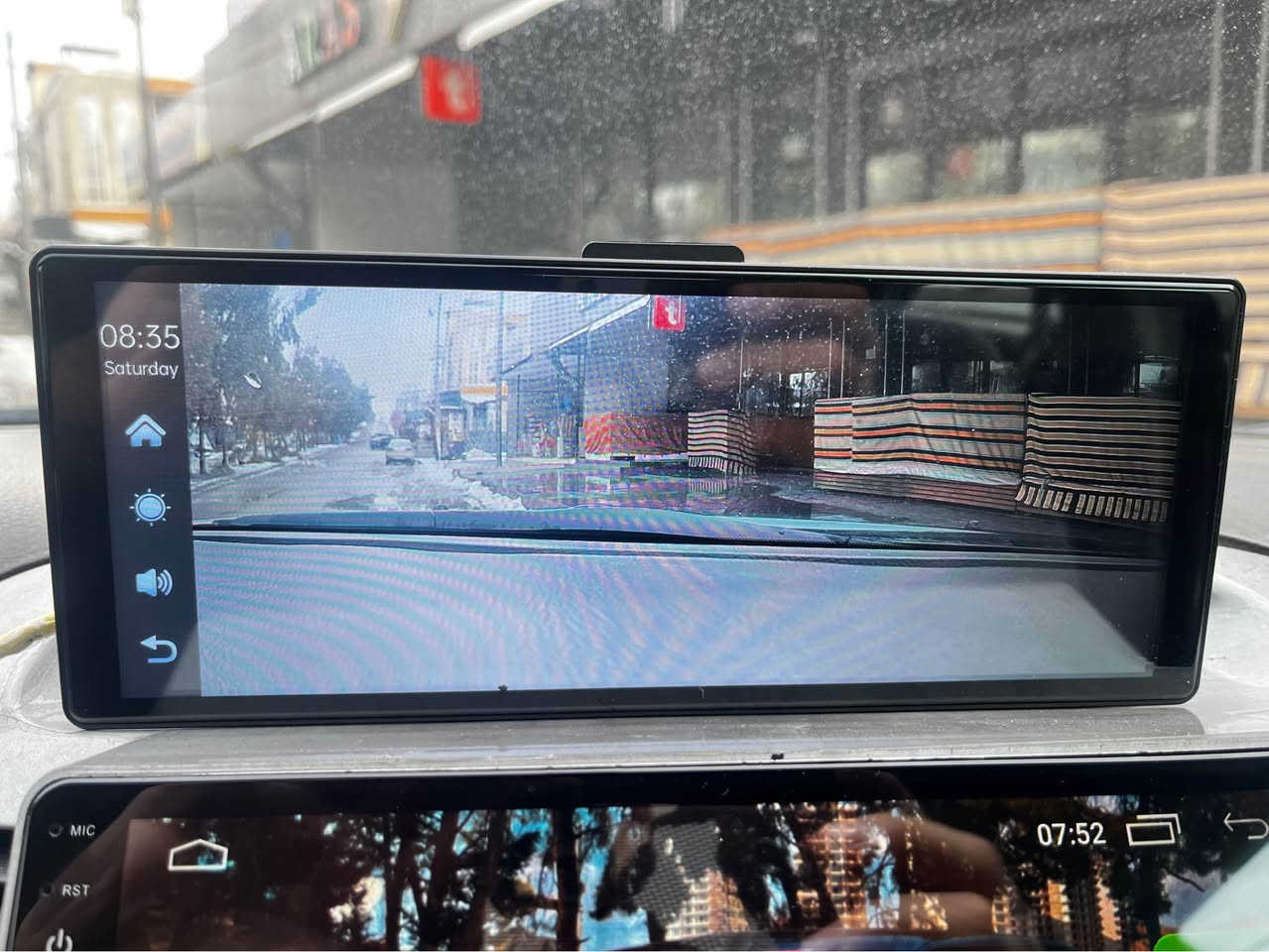 شاشەی سەداشبوڵ ١٠.٢ئینج  فوول مواسەفات کارپلەی و داشکام و کامێرەی دواوهەیە 
پێش و دواوی ڕیکۆرد ئەکات و بەکارنەهاتوە  لە سلێمانی  نرخی ٥٥ هەزار ❤️ السليمانية, العراق


**إذا كنت صاحب هذا الإعلان وتريد حذفه لأي سبب، رجاءا أرسل رسالة إلى الدعم الفني**