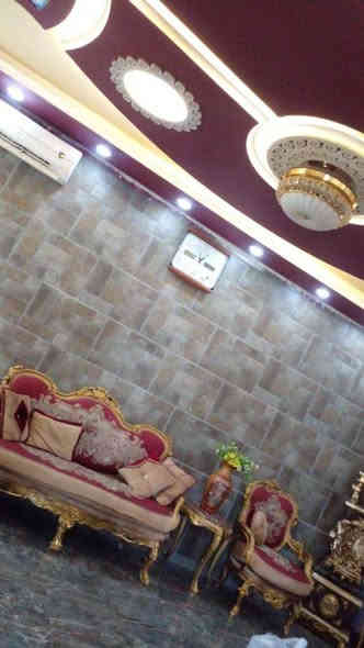 السلام عليكم بيت للبيع
بيت بناء حديث  طابقين يحتوي علئ  اربع غرف نوم كبيره  صالتين كبار لكل طابق صاله يحتوي علئ ٣ مجاميع صحيه وسقوف وديكورات البيت مغربيه 
بيت من الطراز الحديث  
 الاساس البيت والسقف كوكنكريت بناء البيت درجه اولئ 
 المساحه ٢٠٠  
الموقع 
عفك حي الجوادين خلف حسنيه الجوادين 
الاتصال علئ صاحب الرقم 
‏‪***********‬‏
‏
