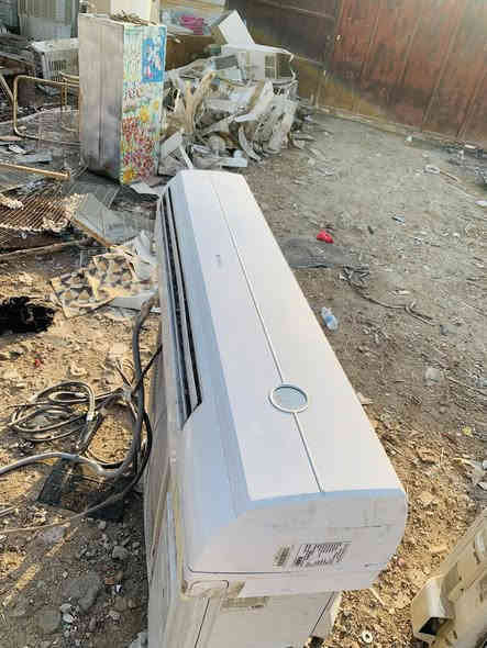 سلام عليكم سبلت كري 3طن سعره 250 ابيع هل موجود مااعرف شيي الله شاهد العنوان بغداد مدينة الصدر ويه بس التعلاكه ***********اي استفسار اتصل
