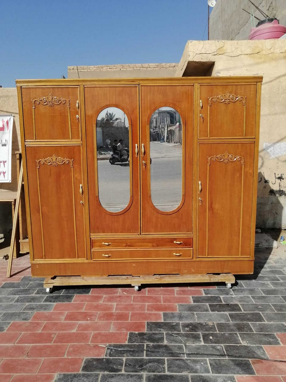 ميز مرايه
كنتور ابو 4
مكان كربلاء
***********
