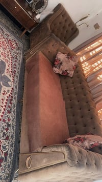 كنب • تواصل خاص • ديكور منزلي