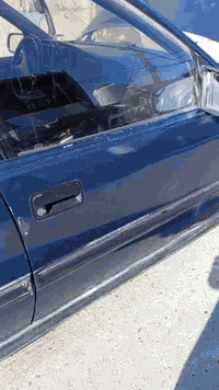 السلام عليكم وبل وميكه موديل 91 رقم بغداد. السنويه الحد 2029 السياره جاهزه من كلشي محرك اكسن كير وتماتيك ونجي   تخم تايرات كهربائيات كله شقاله والباقي التفاصيل ,, ***********,,***********,,*********** مرخصت مدير الكروب. السعر 33وبيها مجال مكان بغداد الطيفيه
