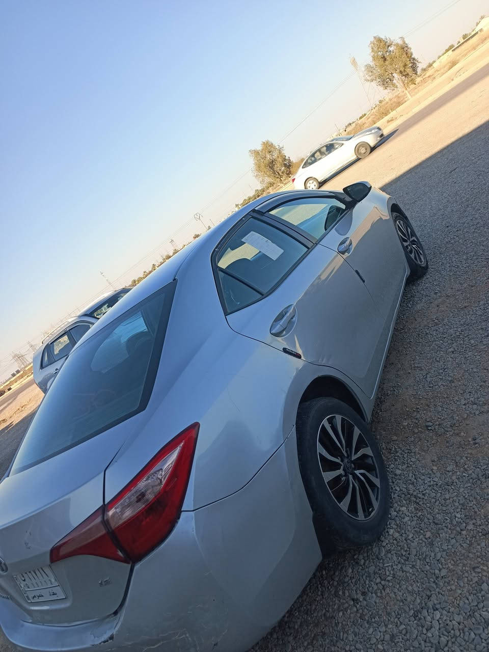 سلام عليكم كورلا موديل 2019بيه سونار موجود بل منشور السيارة كير محرك كفاله لسعر 128وبيه مجال العنوان ديالى تقاطع الغدس ***********
