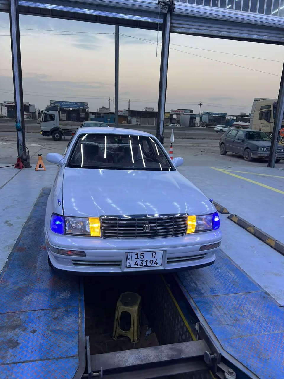 السلام عليكم بطه منفصل ٩٣ رقم أنبار سيارة بسمي مكينه كير مكفوله حداديةجديدة تخم تاير تبريد قطعتين شغال غرفة جديدة كشتات وبطاين بكد لايت جديد حاوية سنتر لوك مكان بغداد السعر  65 وبيهة مجال
رقم الهاتف ***********
