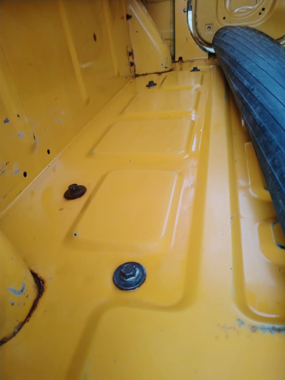 سلام عليكم تكتك للبيع كفاله من صبغ والمعجون وضربه  تكتك بلاديه موديل 19شهر 12 رقم وسنويه سعر 5600 وبيها مجال خاص مقلق اتصال ***********
