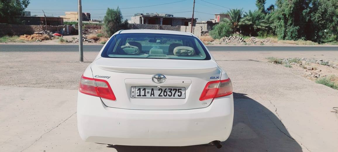 للبيع كامري_خليجيGLX
موديل 2009 فــــــــــــــــول
بااسمي سنويه ل نهايته ٢٠٢٩
 لون ابيض  رقم بغداد الإنكليزي بااسمي 
  تحويل مباشر 
 4 سلندر  2400 المرغوب 
  مواصفات السيارة 
حساسات خلفيه
كاميرا خلفية بلادي
 مثبت السرعة
 صاج ملكي  
 مسجل شاشه
 سنتر لك ريموند عن بعد
 تحكم ستيرن جهتين  تحكم
   كشنات  كهربائي
   برده خلفية كهرباء بلادي
تبريد ثلج قطعتين امامي
 وخلفي ❄️+ تدفئة
السيارة بلاديه مابيها اي نقص
صدر  امامي وخلفي جديد
لايتها زنون ابو الماطور يصعد وينزل 
 كلها شــــــــــــــغاله 
السيارة  مكانه ديالى الخالص 
السعر ١٣٠  
كلشي مـــــــرفق بالمنشور 
الاتصال على الارقام التالية 
*********** 👉 وات ساب
