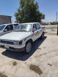البيع هيكل موديل 2004سيارة نضيفه جاهزه كير محرك كريت لا تنقيص ولا تبخي...