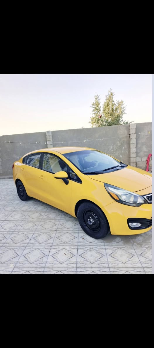 كيه ريو موديل 2013 رقم بغداد  مصفره هيئه وغرامات حره تحويل ثاني يوم سنويه مجدده 28 مشروع وطني وارد خليجي مكفوله من الضربه والتبديل  كفاله عامه مكينه 1600 مكينه وكير وحداديه وتبريد وتخم تايرات كله مكفول سياره جاهزه مال جناي بمعنه الكلمه مكان سياره ناصريه سعر 77 بيه مجال قليل رقم الهاتف *********** أنه مكلف بل نشر خابر راعيه بيك خير وتدلل
