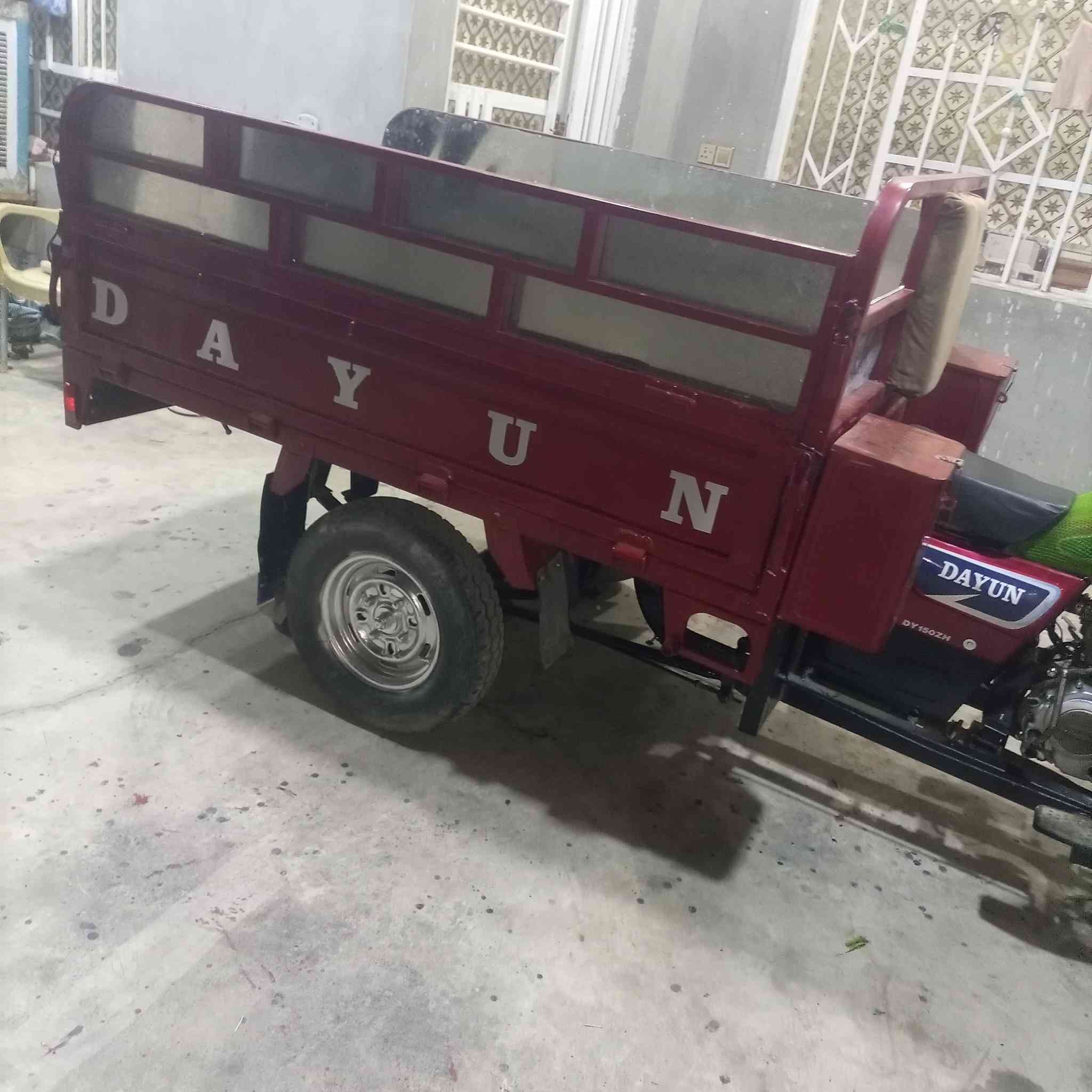 ستوتات العدد  ٢ الحمره جاهزه مابيه  اي نقص موديل ٢٠١٥ والثانيه موديل ٢٠١٤ جاهزه  السعر اتصل خاص ماكو *********** العنوان واسط عزيزيه
