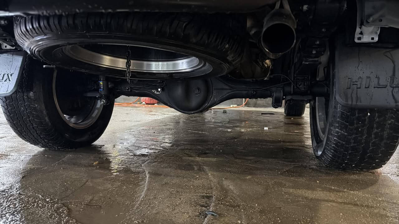 سلام عليكم بيكم GR موديل 23
ماشيه 100 الف حقيقي 

سياره مال بيت ما متعوبه مكفوله كفاله عامه لسياره شخط مابيه ومال بيت شخصيه وماطالعه ستخدام شخصي ليساره احله من لصوره تجي وتشوف بعينك لسياره تخبل رقم اربيل تريد تحويل تريد وكاله لسعر 415  اني مكلف بل نشر اتصل وتدلل رقم راعيه ‏‪***********‬‏  مكان لسياره ميسان
