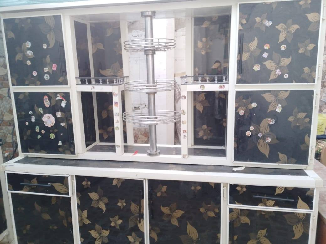 كاونتر مترين ابو نزال وسنك متر وثلاثين سم كلش نظيف ابو السله استعمال بسيط اخو الجديد سعر310


**إذا كنت صاحب هذا الإعلان وتريد حذفه لأي سبب، رجاءا أرسل رسالة إلى الدعم الفني**