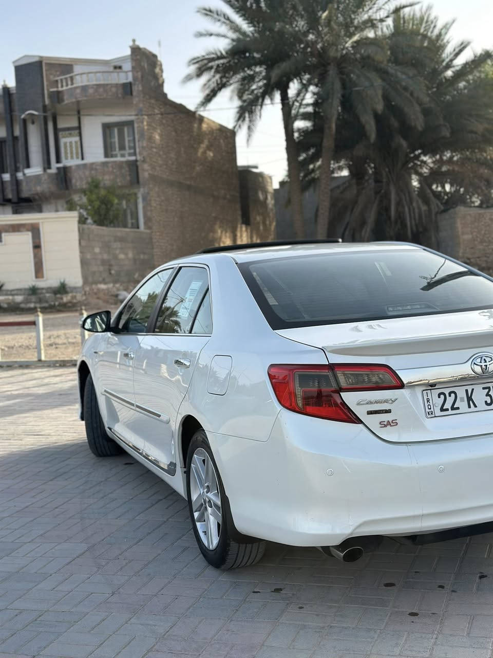 السلام عليكم 
كامري 2014 خليجي مكفوله كفاله عامه عدى بارد بالجاملغ الامامي بسيط السياره جديده مال بيت ماشيه143 الف كير محرك مكفوله رقم اربيل  فوول مواصفات 
1/بصمه ابواب
2/بصمه تشغيل
3/شاشه كبيره
4/كامره خلفيه
5/كشن كهرباء 
6/اناره ترحيب
7/قطعتين تبريد 
8/برده خلفيه كهرباء
9/منضومه زنون 
10/دبل اكزوز 
11/سبايدر بلادي 
12/يدات نيكل 
13/اشاره مري 
السياره حلوه وجديده تخم تاير جديد بالحقيقه احلا من صور  
السعر//167 ورقه وبيها مجال 
للاتصال//*********** //او//***********
