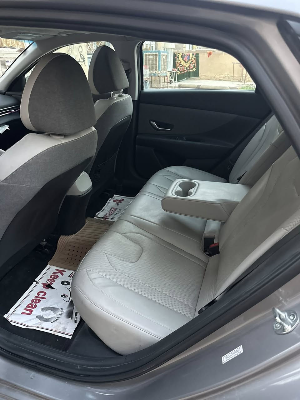 سلام عليكم الانتره موديل 2023امريكية هايبرد السياره جديده ماشية 50الف بيها جاملغ وبنيد بدون دواخل فول مواصفات فتحة اوتو هولد سايد بريك بصمة اناره ترحيب لد بدشبول شحن لاسلكي كشن كهرباء مكاني بغداد السعر 155
***********
